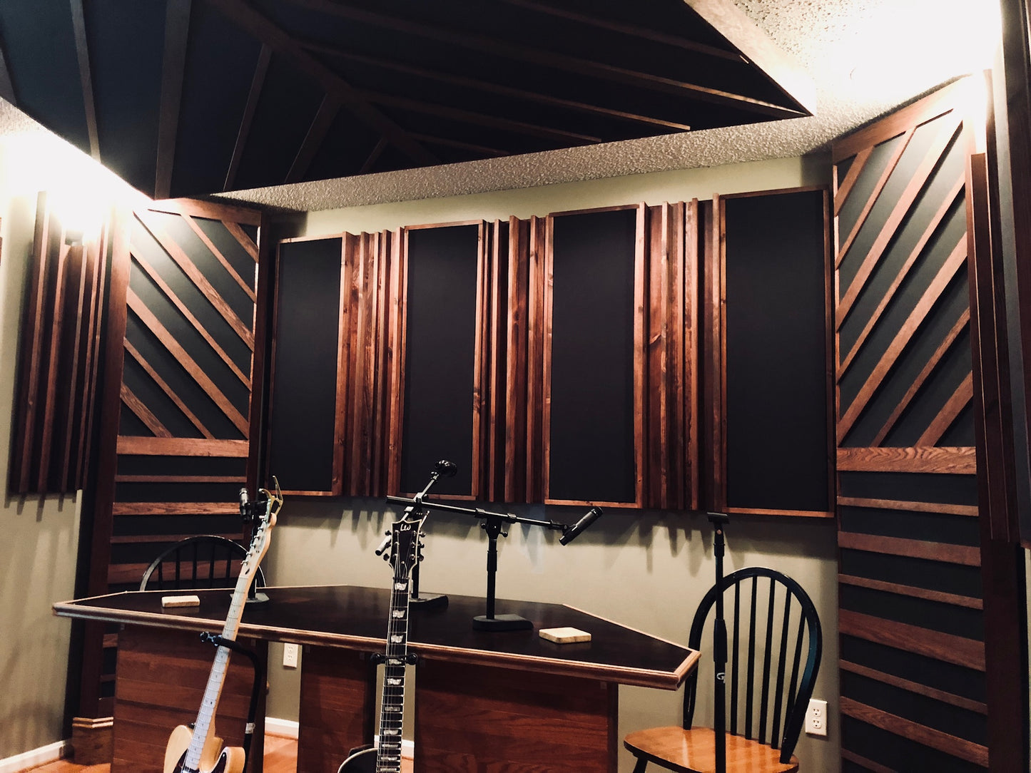 Column Slat Diffusers (Pair) | Premium Wood Sound Diffuser Set - Red Mahogany